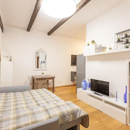 Apartment Molinari House Centro Diamond Modena